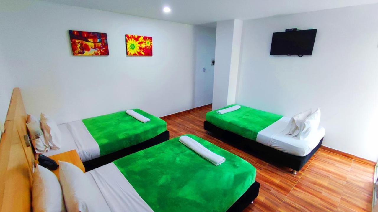 Hotel Berdez Неива Екстериор снимка
