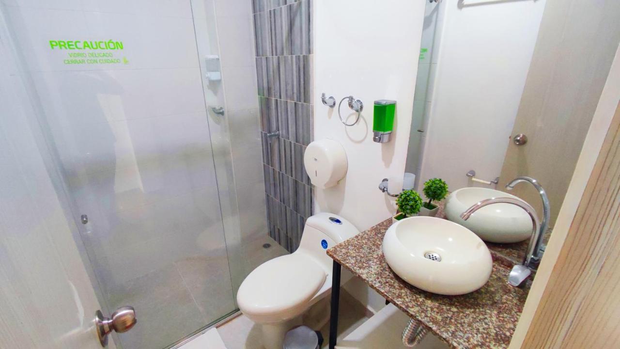 Hotel Berdez Неива Екстериор снимка
